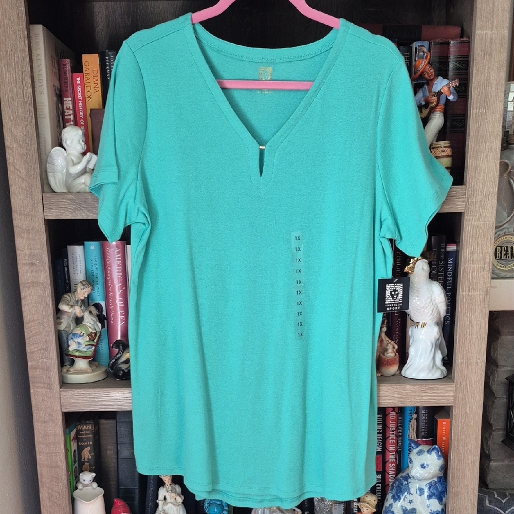 Anne Klein Aqua Short Sleeve V-Neck Tee